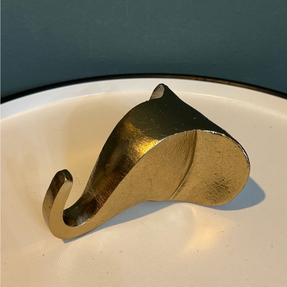 GOLD ELEPHANT wall hook chunky minimalist textured metallic decor Trunk Up - Picture 3 of 7
